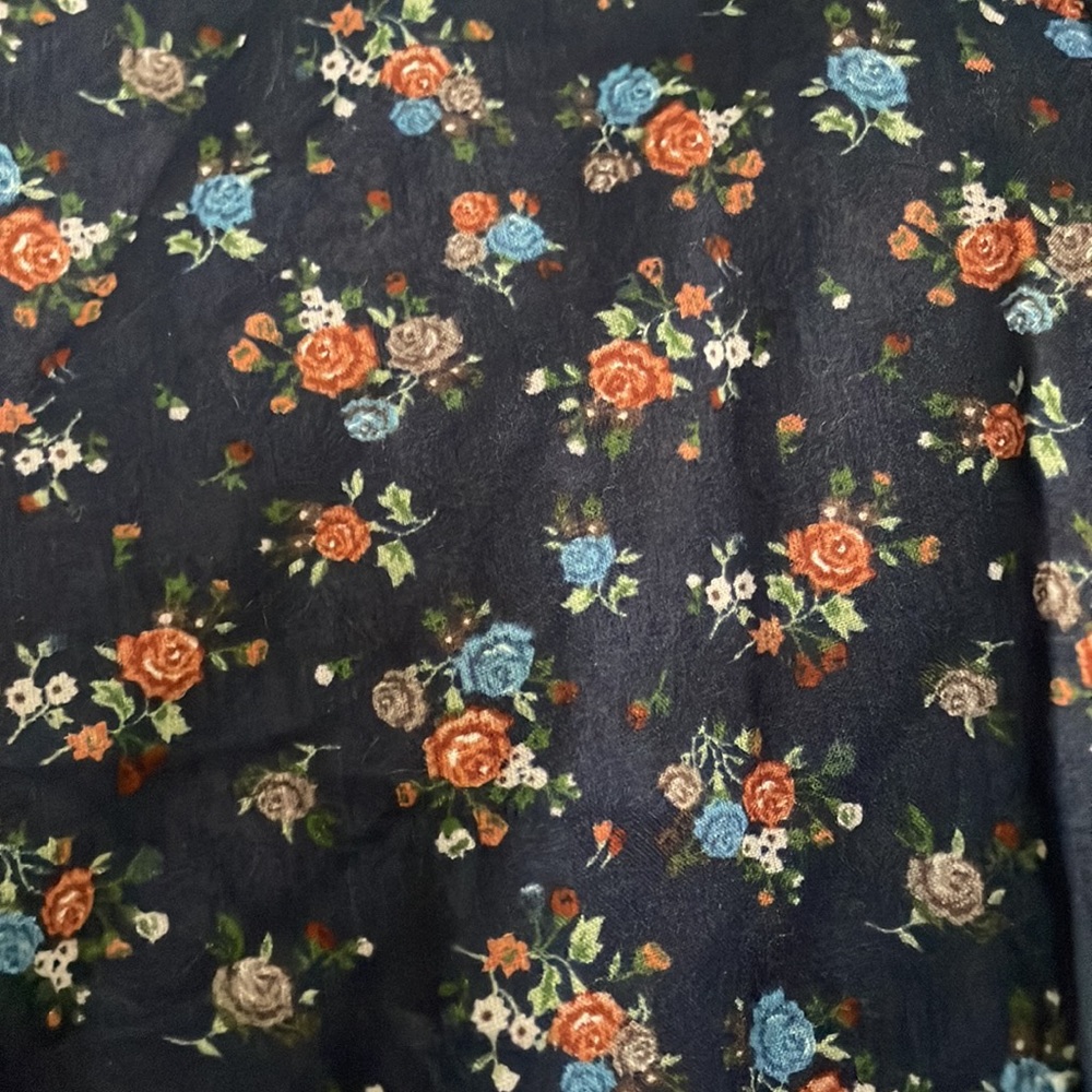 Forever21 button blouse - Picture 3 of 7